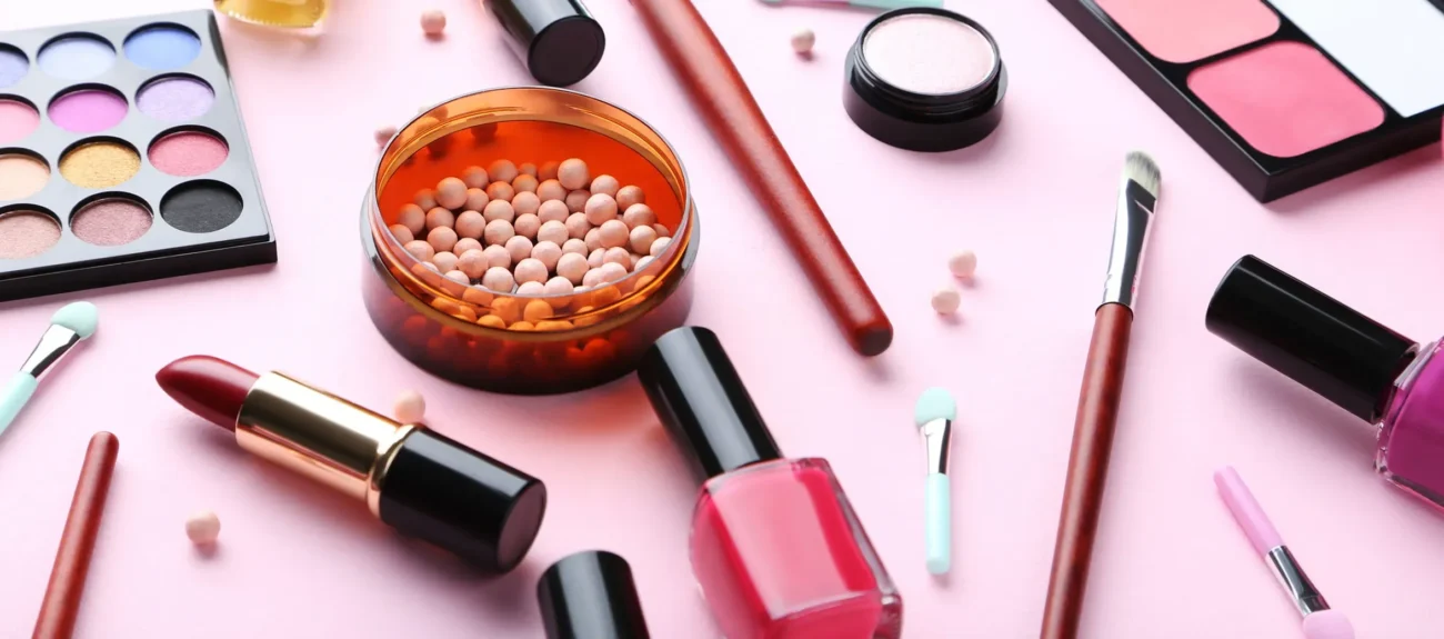 where to find the best cosmetics in pakistan