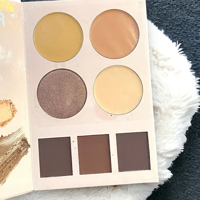 Mocallure Concealer and Eyebrow Powder Makeup Book Palette